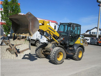 Колісний навантажувач KOMATSU WA80