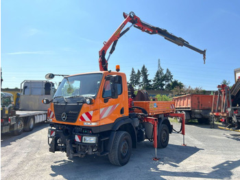 Самоскид вантажівка UNIMOG U20