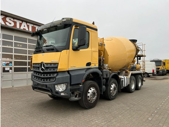 Вантажівка MERCEDES-BENZ Arocs 3240