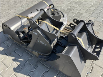 Volvo Löffelset inkl. Schnellwechsler für EC18 в лізинг Volvo Löffelset inkl. Schnellwechsler für EC18: фото 1