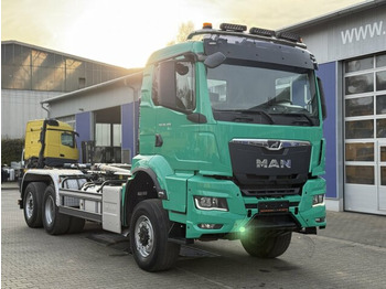 Гаковий мультиліфт вантажівка MAN