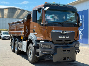 Самоскид вантажівка MAN TGS 33.440