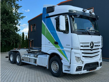 Гаковий мультиліфт вантажівка MERCEDES-BENZ Actros 2658