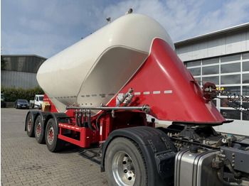 Напівпричіп цистерна для сипучих вантажів