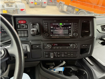 Тягач Scania G450 XT 4x4 Euro 6 SZM Kipphydraulik Blatt/ Luft: фото 3