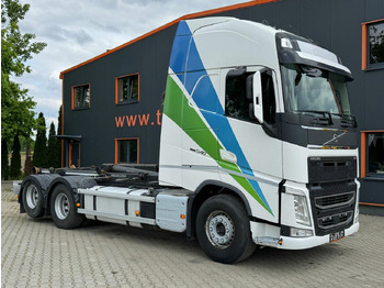 Гаковий мультиліфт вантажівка VOLVO FH 540