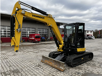 Міні-екскаватор YANMAR