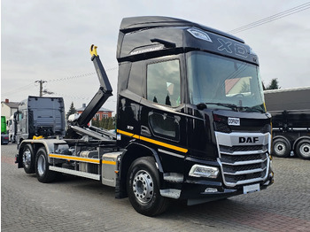Гаковий мультиліфт вантажівка DAF XD 450