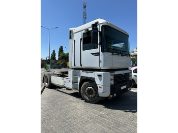 Тягач RENAULT Magnum 430