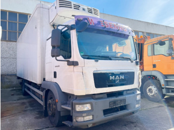 Рефрижератор вантажівка MAN TGM 18.290