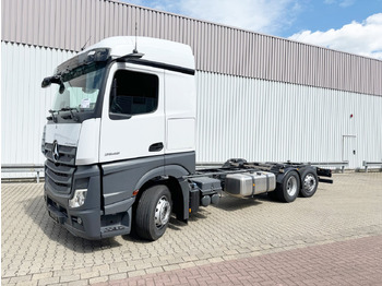 Mercedes-Benz Actros 2548 L 6x2 Actros 2548 L 6x2, Retarder, Lenk-/Liftachse, Navi, MirrorCam, MultimediaCockpit в лізинг Mercedes-Benz Actros 2548 L 6x2 Actros 2548 L 6x2, Retarder, Lenk-/Liftachse, Navi, MirrorCam, MultimediaCockpit: фото 1