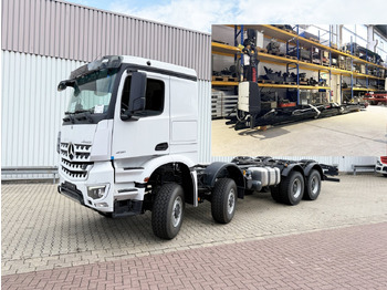 Гаковий мультиліфт вантажівка MERCEDES-BENZ Arocs 4151