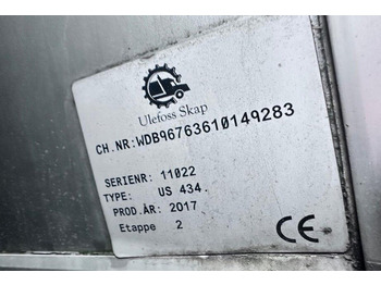 Вантажівка з закритим кузовом Mercedes-Benz Atego 1330 4x4 Atego 1330 4x4, Iso-Koffer mit Heizung und LBW: фото 3