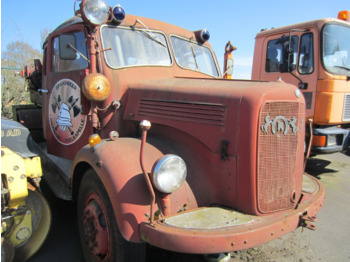 Пожежна машина MERCEDES-BENZ