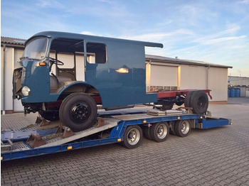 Автовоз вантажівка MERCEDES-BENZ LP 710