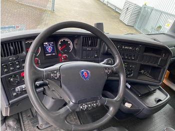 Interior photo 2: Вантажівка з закритим кузовом Scania R450 LB 6x2-4 R450 LB 6x2-4 Getränkekoffer, Retarder, Lift-/Lenkachse, Stapleraufnahme