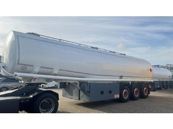 Напівпричіп цистерна