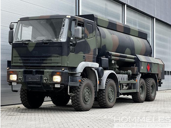 Вантажівка цистерна IVECO