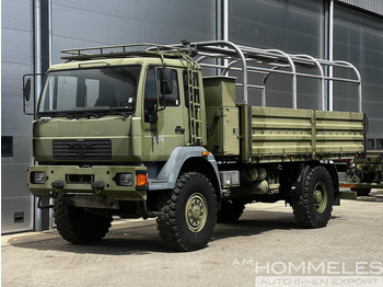 Вантажівка MAN 18.225