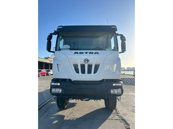 Вантажівка шасі IVECO Astra