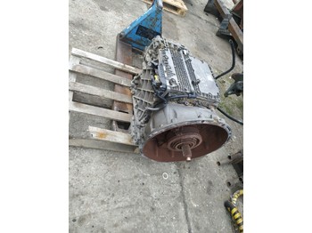 : фото в шапці сторінки