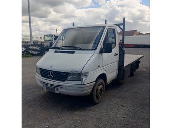 Легка бортова вантажівка MERCEDES-BENZ