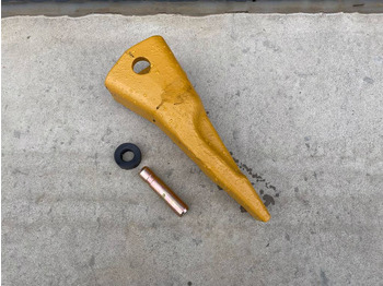 Навісне обладнання CATERPILLAR