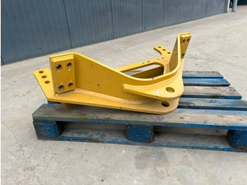 Навісне обладнання CATERPILLAR