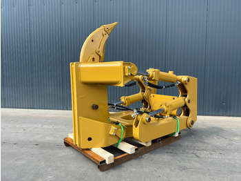 Навісне обладнання CATERPILLAR