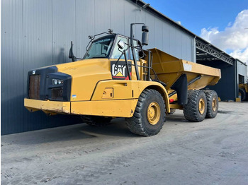 Шарнірний самоскид CATERPILLAR