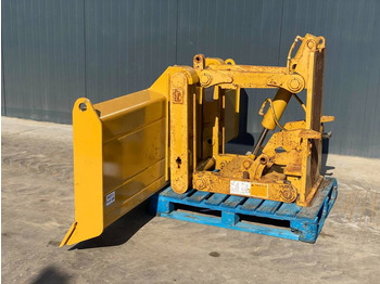 Відвал CATERPILLAR