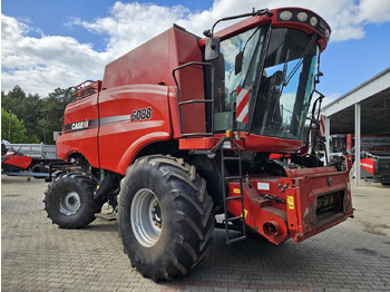 Зернозбиральний комбайн CASE IH