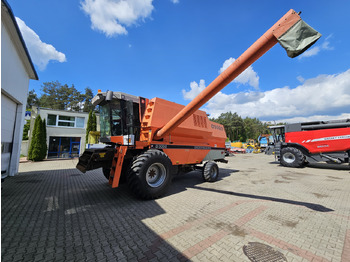 Зернозбиральний комбайн