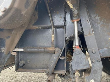 Прес-підбирач тюковий Case IH 540: фото 2