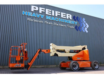 Колінчастий підйомник JLG E450AJ