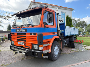 Вантажівка з маніпулятором SCANIA
