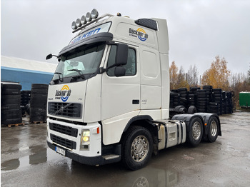 Вантажівка VOLVO FH12