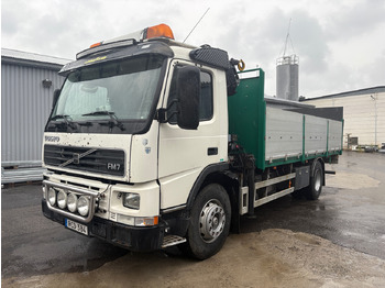 Вантажівка з маніпулятором VOLVO FM7