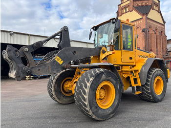 Колісний навантажувач VOLVO L90