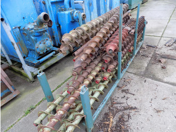 Бурова установка Atlas-Copco avegaar boorpijpen.: фото 2