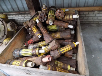 Бурова установка Atlas-Copco boorkroon drilling bitt: фото 3