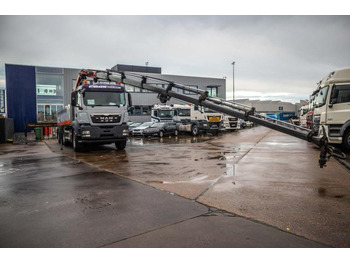 : фото в шапці сторінки