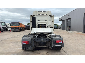 Тягач MAN TGA 18.430 (PTO / POMPE HYDRAULIQUE / MANUAL GEARBOX / BOITE MANUELLE / HYDRAULIC PUMP): фото 5 Тягач MAN TGA 18.430 (PTO / POMPE HYDRAULIQUE / MANUAL GEARBOX / BOITE MANUELLE / HYDRAULIC PUMP): фото 5