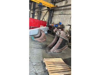 : фото в шапці сторінки