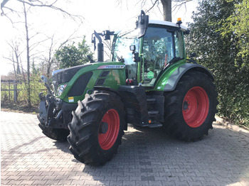 Трактор FENDT 500 Vario