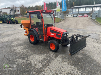 Комунальний трактор HAKO