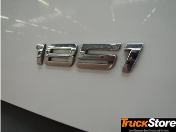 Тягач Mercedes-Benz Actros 1851 LS: фото 2