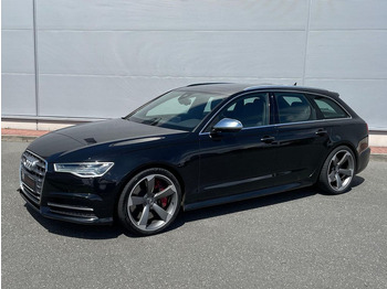 Легковий автомобіль AUDI