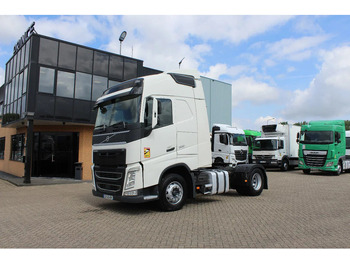 Тягач VOLVO FH 500