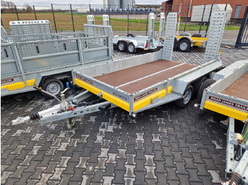 Причіп для перевезення спецтехніки BRIAN JAMES TRAILERS